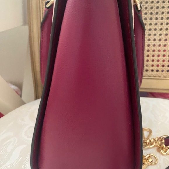 Handbag - Picture 6 of 8